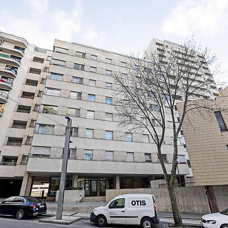 2Br Flat By Metro W/ Free Parking By Lovelystay Vila Nova de Gaia Eksteriør bilde