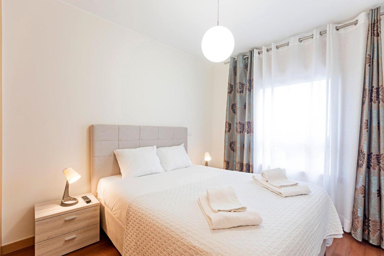 2Br Flat By Metro W/ Free Parking By Lovelystay Vila Nova de Gaia Eksteriør bilde
