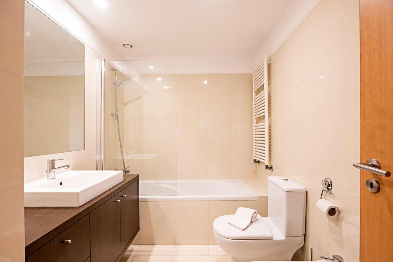 2Br Flat By Metro W/ Free Parking By Lovelystay Vila Nova de Gaia Eksteriør bilde